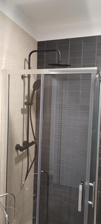 La Casa Di Peppe Apartment Bari Luaran gambar