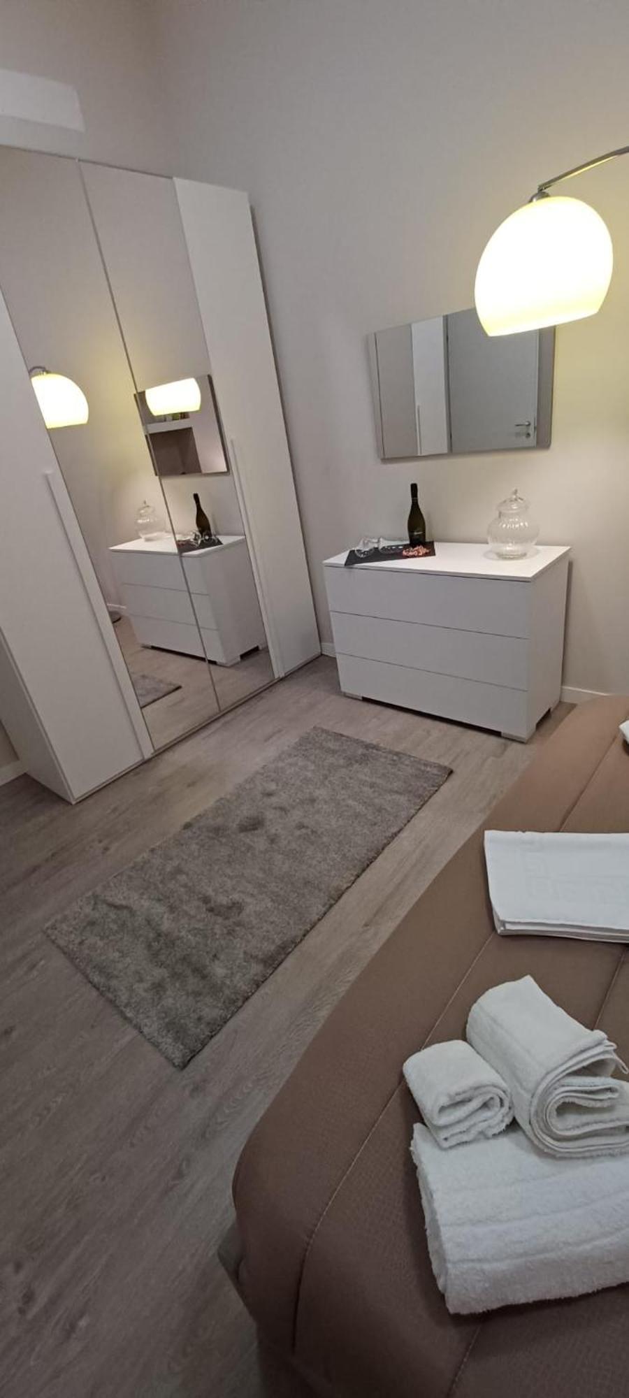 La Casa Di Peppe Apartment Bari Luaran gambar